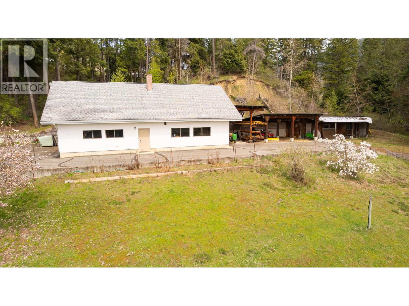 5660 Cory Road, Wynndel, British Columbia  V0B 2N1 - Photo 60 - 10384573