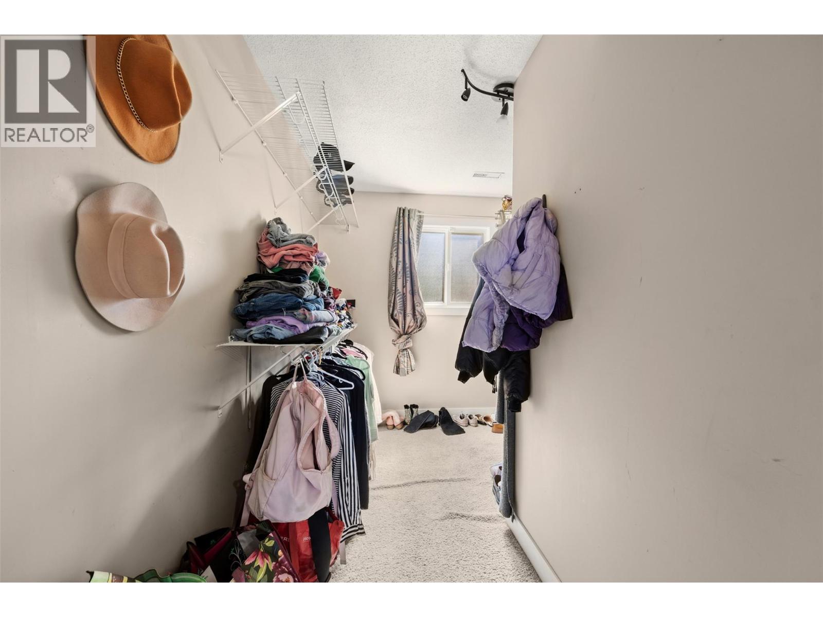 563 Hemlock Road, Kelowna, British Columbia  V1X 4W8 - Photo 32 - 10384558