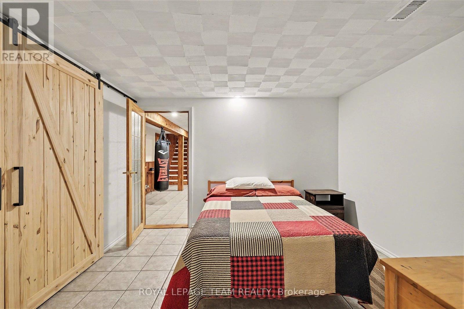 3041 Bridge Street, North Dundas, Ontario  K0E 1W0 - Photo 25 - X13002244