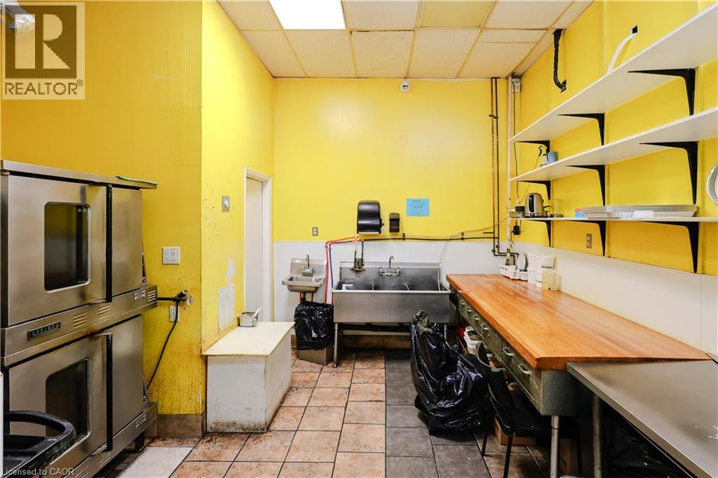 754 Queenston Road Unit# 1 & 2, Hamilton, Ontario  L8G 1A4 - Photo 28 - 40801187