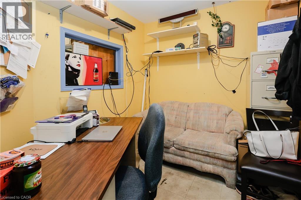 754 Queenston Road Unit# 1 & 2, Hamilton, Ontario  L8G 1A4 - Photo 35 - 40801187