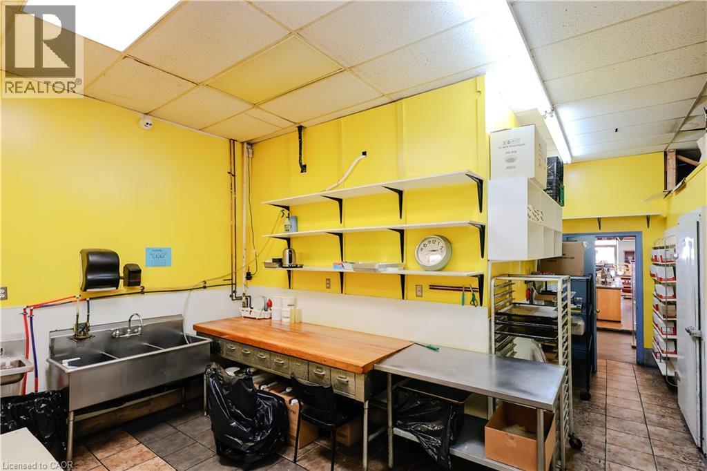 754 Queenston Road Unit# 1 & 2, Hamilton, Ontario  L8G 1A4 - Photo 29 - 40801187