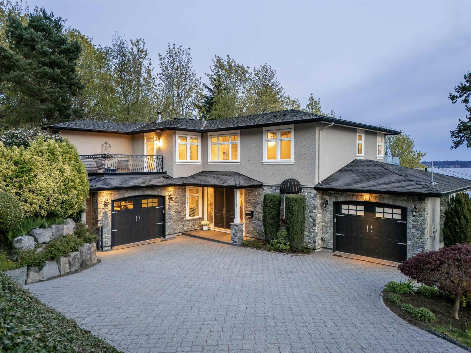 1266 EVERALL STREET, white rock, British Columbia