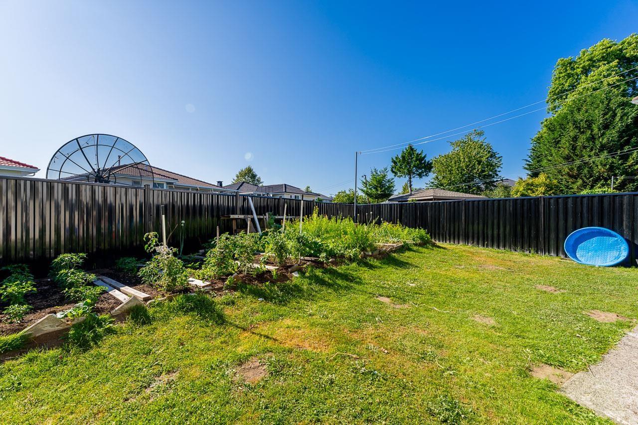 8879 141b Street, Surrey, British Columbia  V3V 7W5 - Photo 35 - R3115511