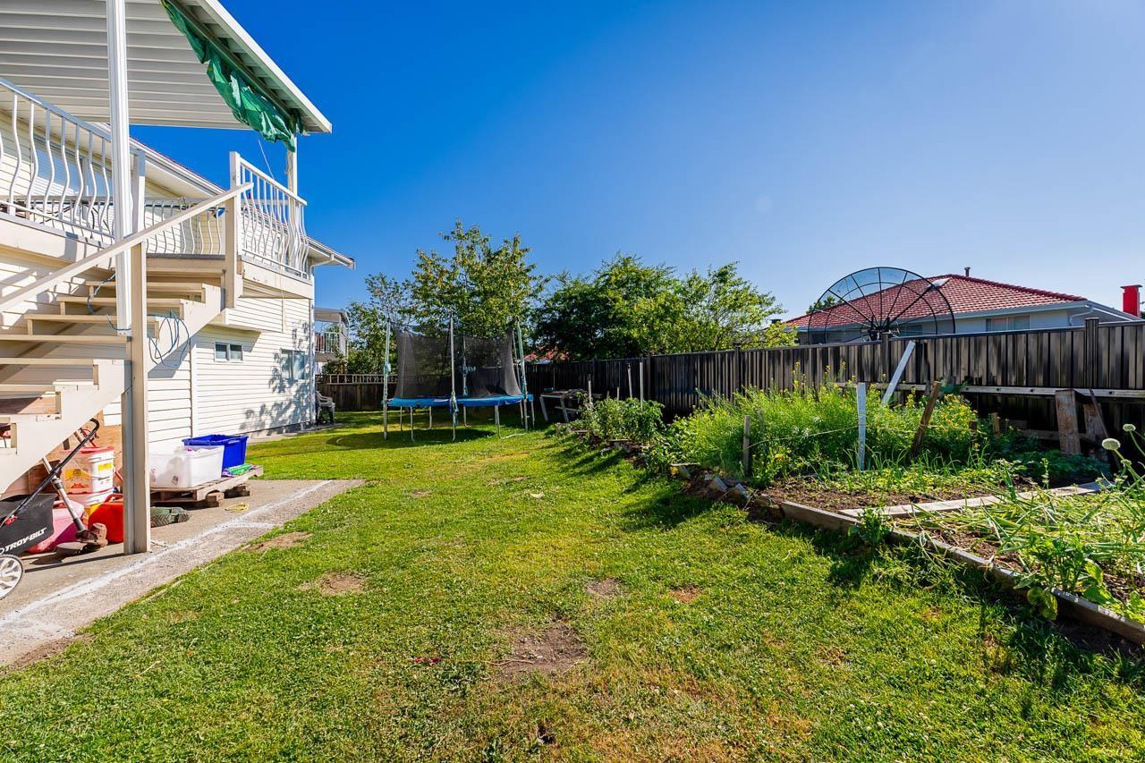 8879 141b Street, Surrey, British Columbia  V3V 7W5 - Photo 36 - R3115511