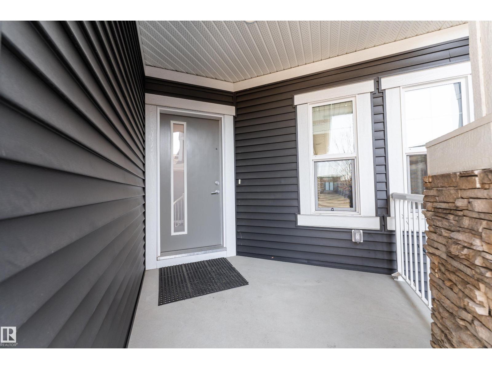 6193 Carr Rd Nw, Edmonton, Alberta  T5E 6Y5 - Photo 2 - E4482545