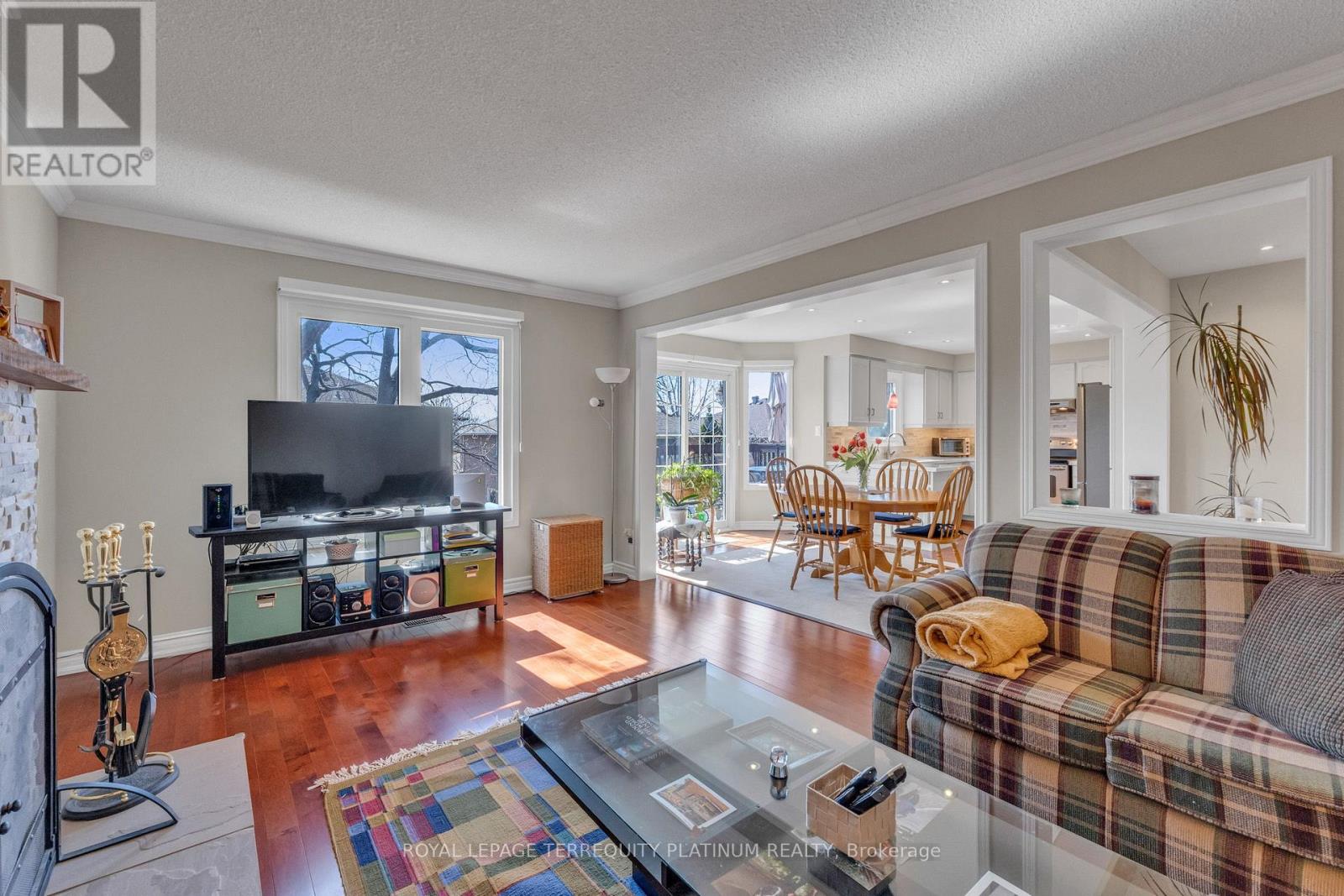 1207 Greenwood Crescent, Oakville (Cv Clearview), Ontario  L6J 6W6 - Photo 15 - W13048782