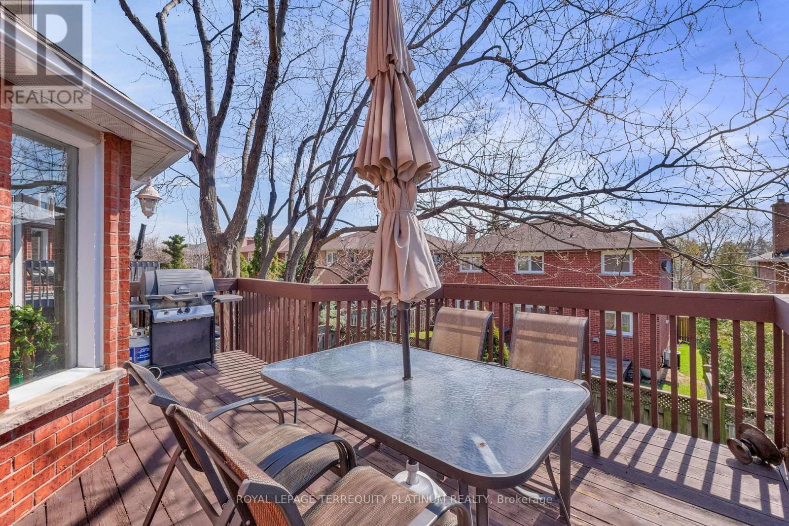 1207 Greenwood Crescent, Oakville (Cv Clearview), Ontario  L6J 6W6 - Photo 32 - W13048782