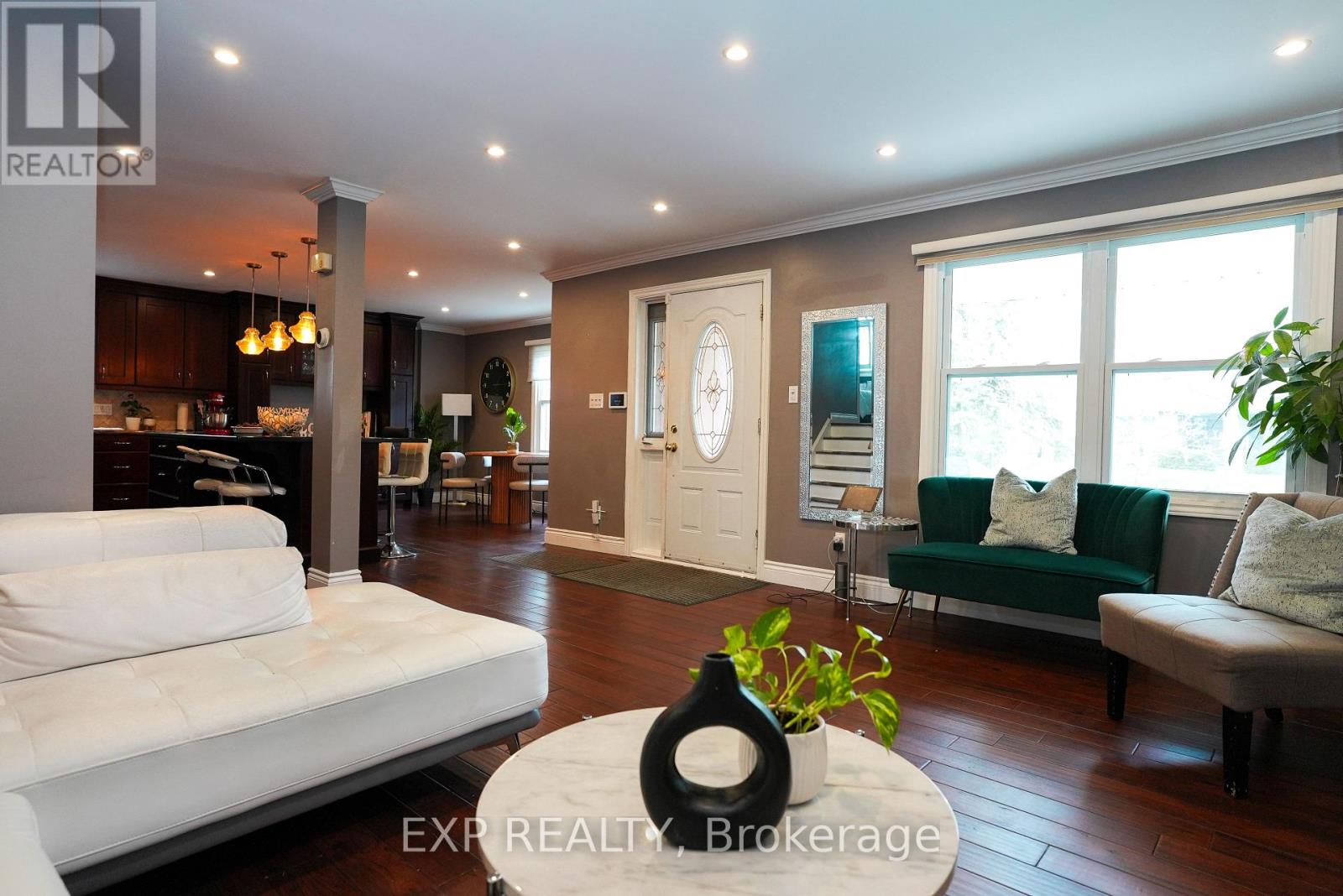 1266 Lakeview Drive, Oakville, Ontario  L6H 2M8 - Photo 7 - W13048806