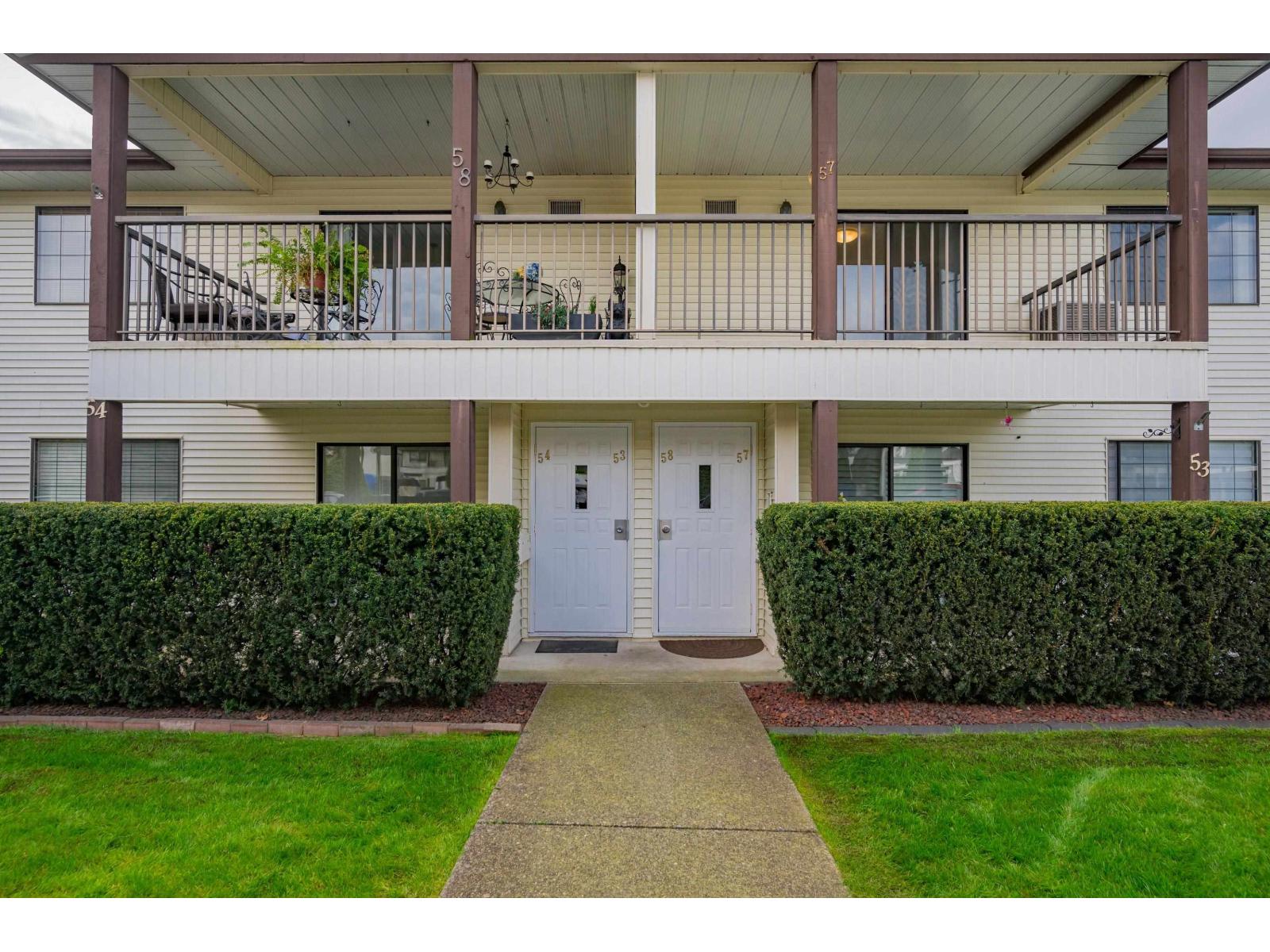 57 32718 Garibaldi Drive, Abbotsford, British Columbia  V2T 5T6 - Photo 3 - R3114132