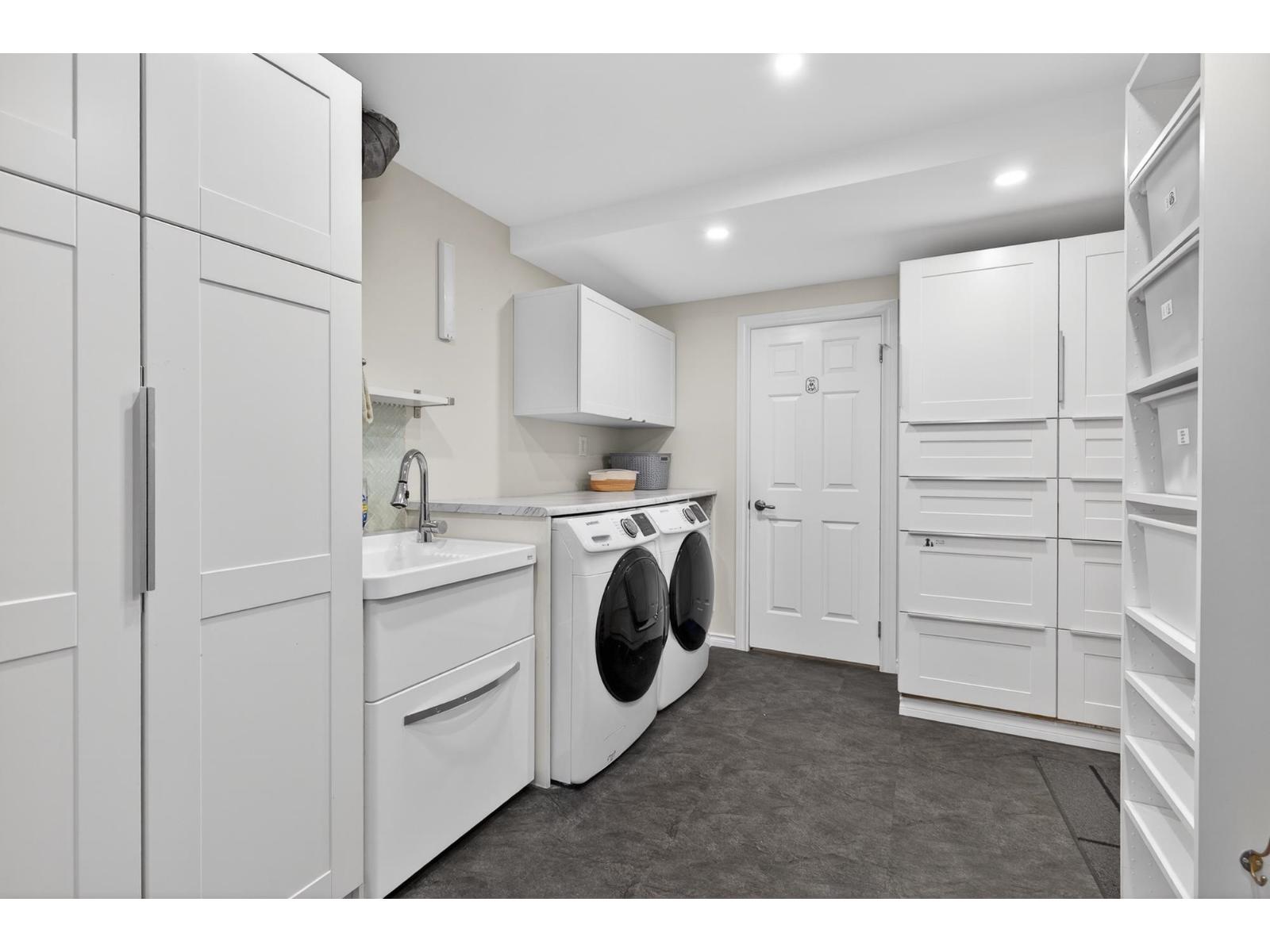 34947 Oakhill Drive, Abbotsford, British Columbia  V2S 7R3 - Photo 38 - R3115793