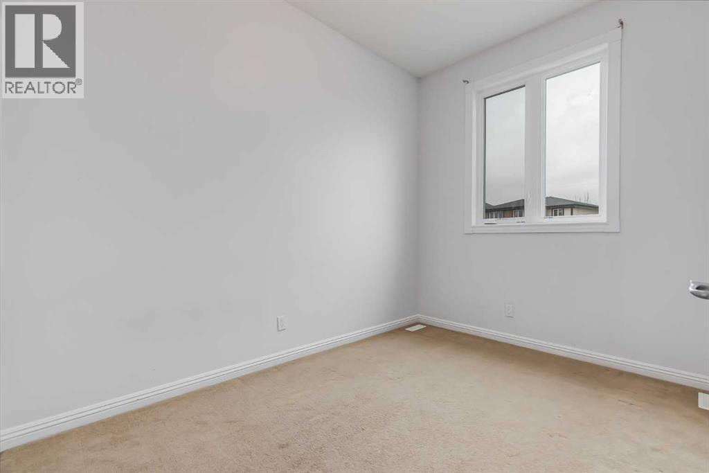 129 Sagewood Landing SW, Airdrie, Alberta  T4B 3N4 - Photo 17 - A2302771