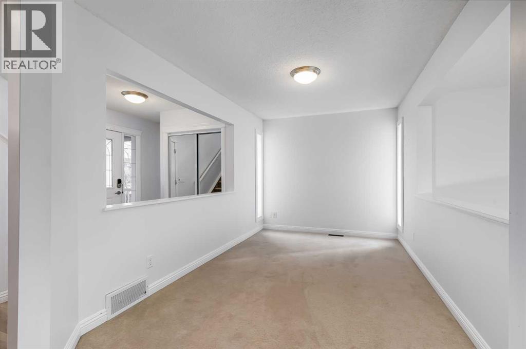 129 Sagewood Landing SW, Airdrie, Alberta  T4B 3N4 - Photo 4 - A2302771