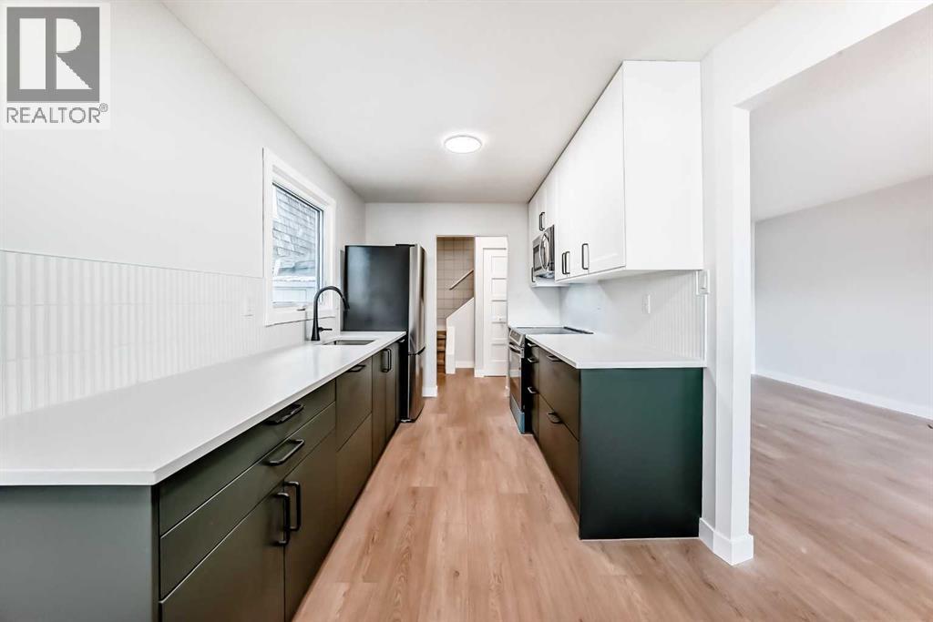 7634 24a Street Se, Calgary, Alberta  T2C 0Z7 - Photo 6 - A2304549