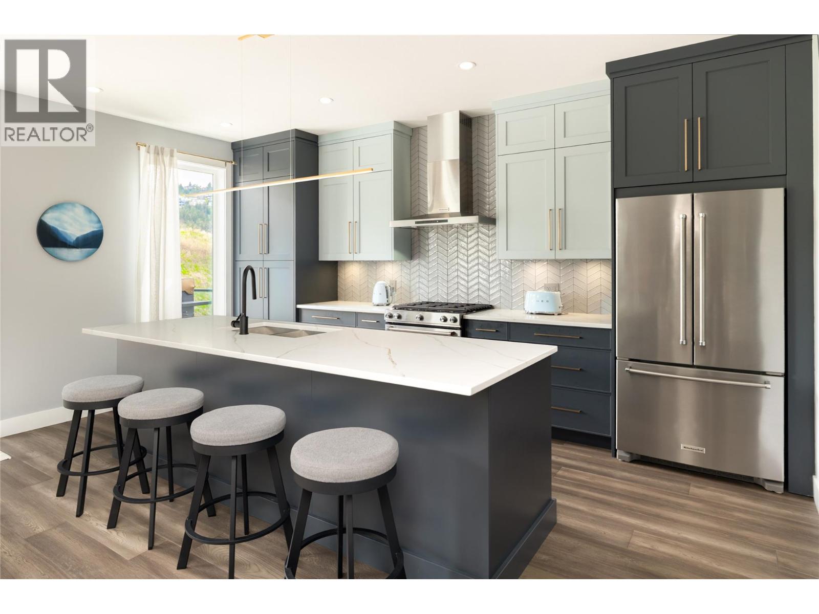 1876 Viewpoint Crescent, Kelowna, British Columbia  V1Z 4E1 - Photo 8 - 10383837