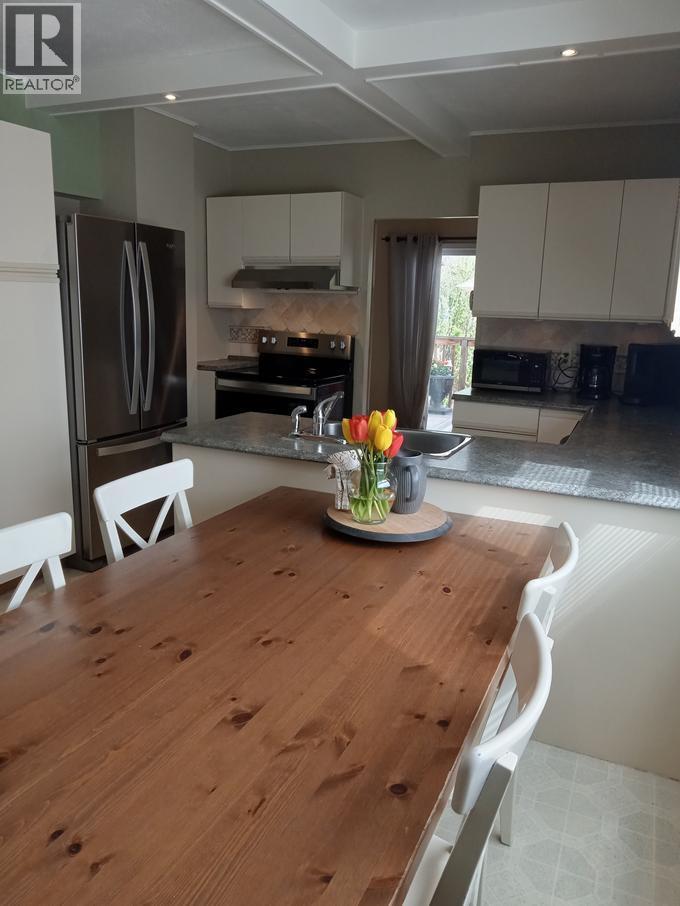 4208 33 Street, Vernon, British Columbia  V1T 5V1 - Photo 6 - 10384532