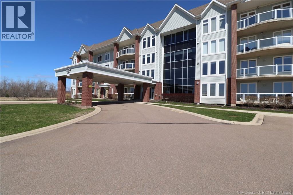 185 Royal Oaks Boulevard Unit# 105, Moncton, New Brunswick  E1H 2P7 - Photo 2 - NB137914