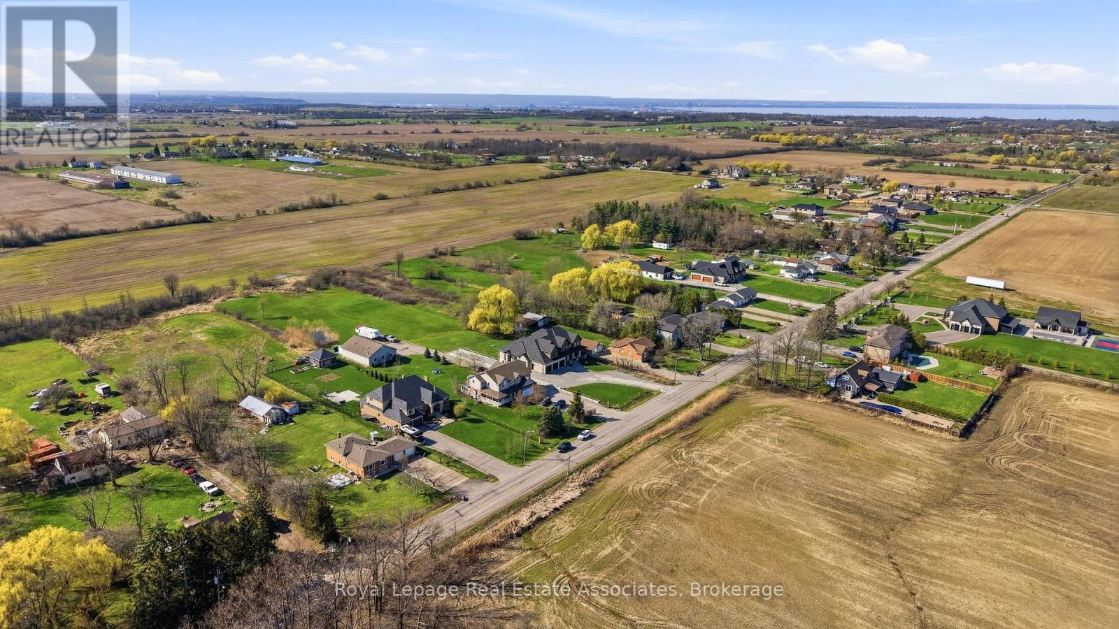 43 Third Road E, Hamilton, Ontario  L8J 3J5 - Photo 45 - X13048756