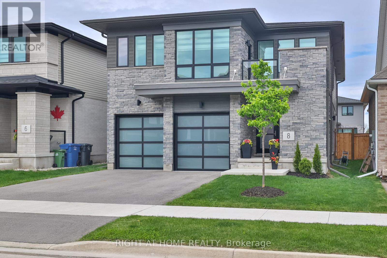 8 RYDER AVENUE, Guelph, Ontario