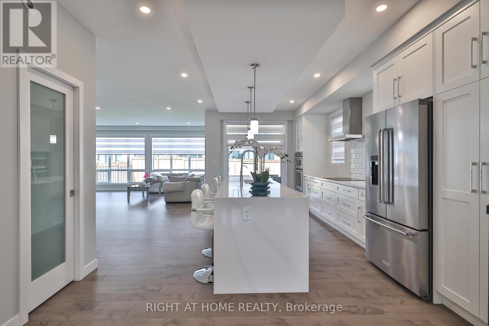 8 Ryder Avenue, Guelph, Ontario  N1G 4V5 - Photo 6 - X13048844