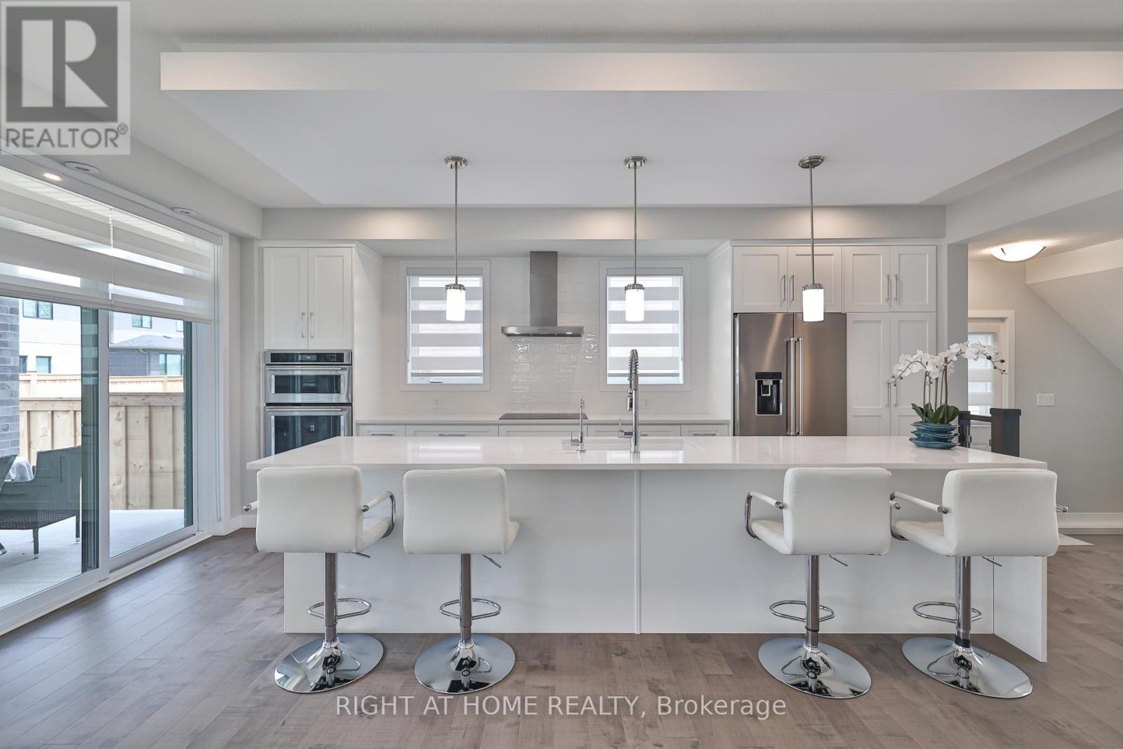 8 Ryder Avenue, Guelph, Ontario  N1G 4V5 - Photo 8 - X13048844