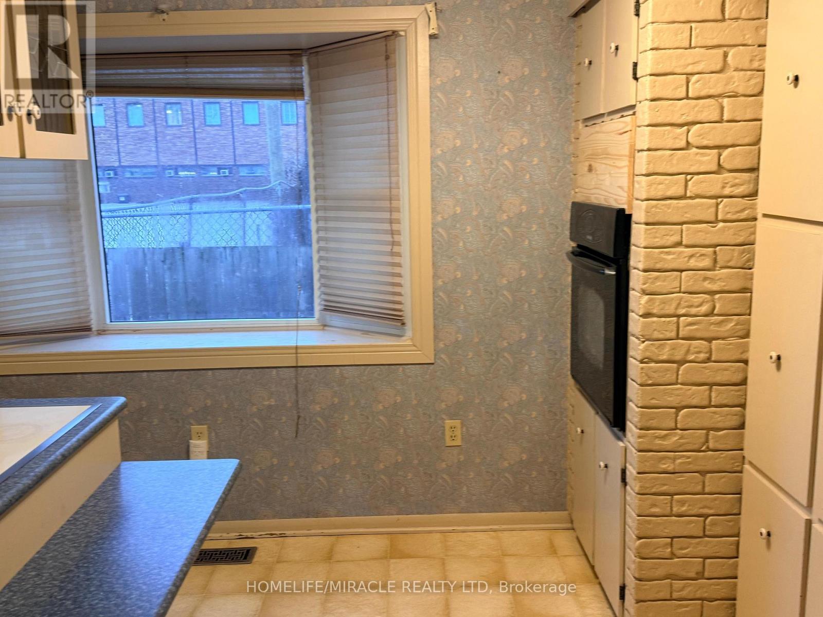 217 Creek Street, Chatham-Kent, Ontario  N8A 4C1 - Photo 31 - X13048896