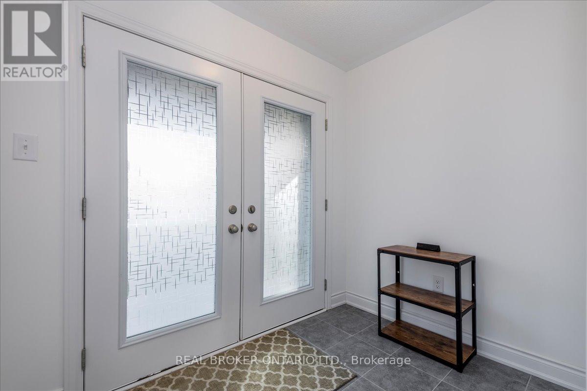 111 Marina Village Drive, Georgian Bay (Baxter), Ontario  L0K 1S0 - Photo 2 - X13048920