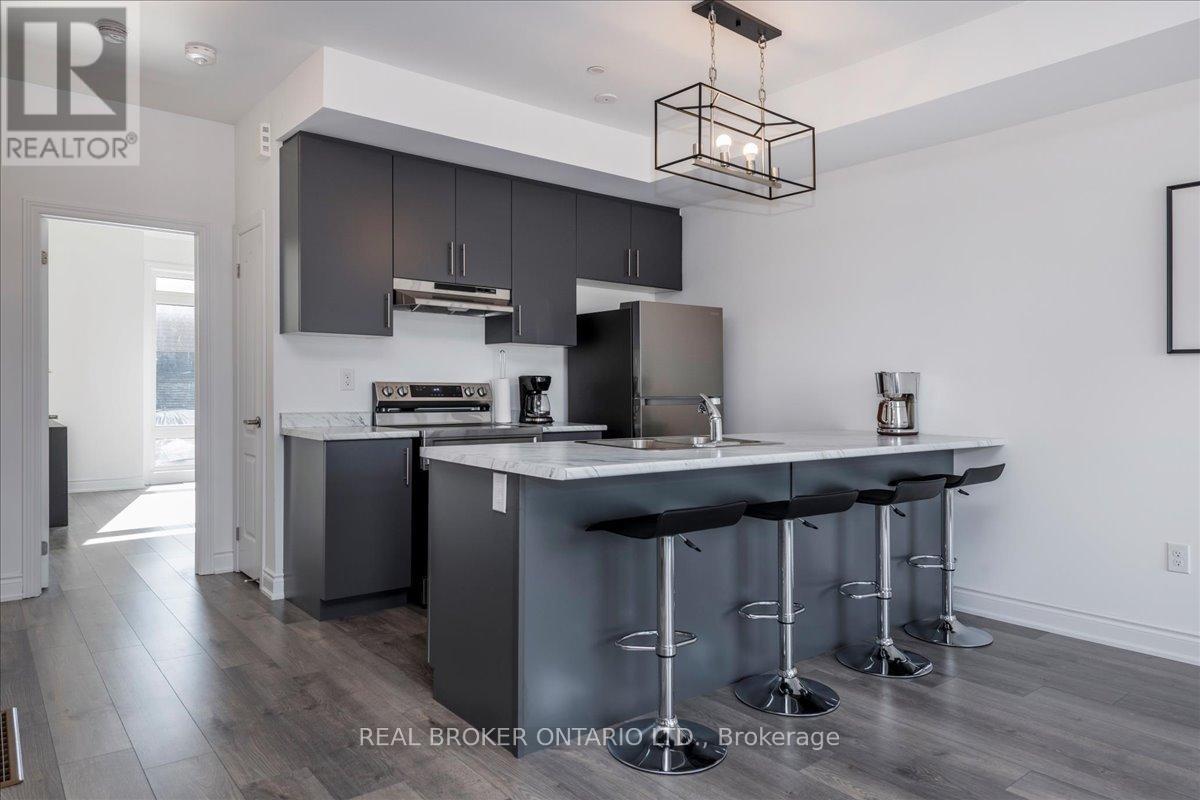 111 Marina Village Drive, Georgian Bay (Baxter), Ontario  L0K 1S0 - Photo 4 - X13048920