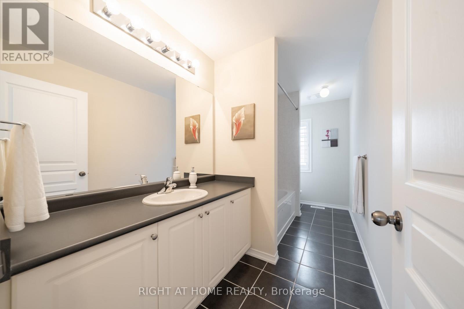 148 Whitwell Way, Hamilton, Ontario  L0R 1C0 - Photo 25 - X13048930