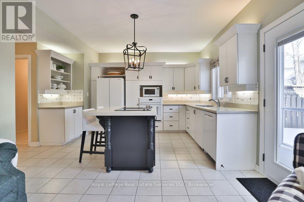 4 - 2407 Woodward Avenue, Burlington, Ontario  L7R 4J2 - Photo 13 - W13049074