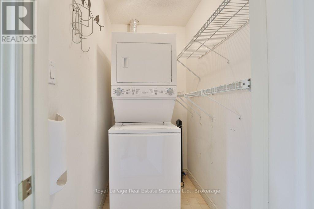 4 - 2407 Woodward Avenue, Burlington, Ontario  L7R 4J2 - Photo 29 - W13049074