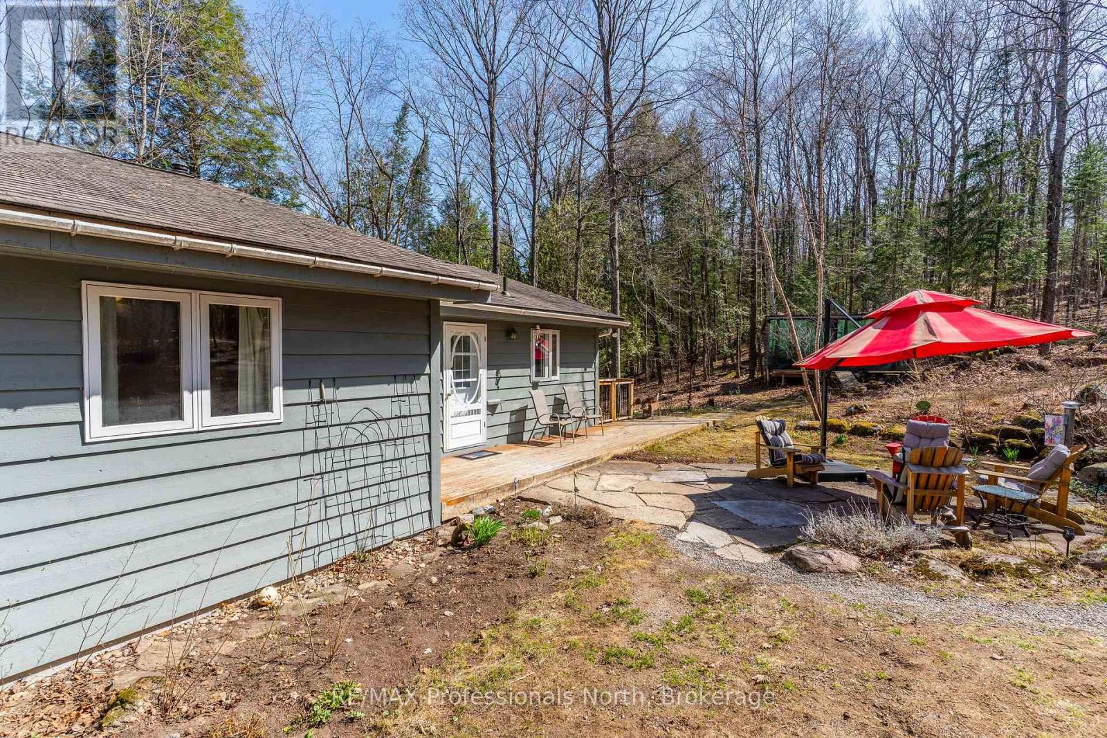 1048 Elk Drive, Dysart Et Al, Ontario  K0M 1S0 - Photo 40 - X12915000