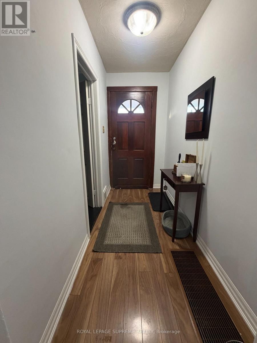 109 Regina Avenue, Toronto, Ontario  M6A 1R5 - Photo 5 - C13040994