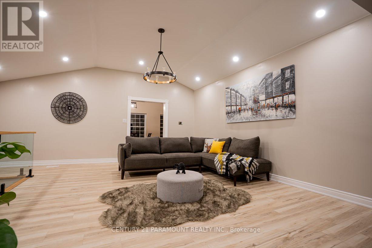 2300 Olde Base Line Road, Caledon, Ontario  L7C 0J3 - Photo 9 - W13042730