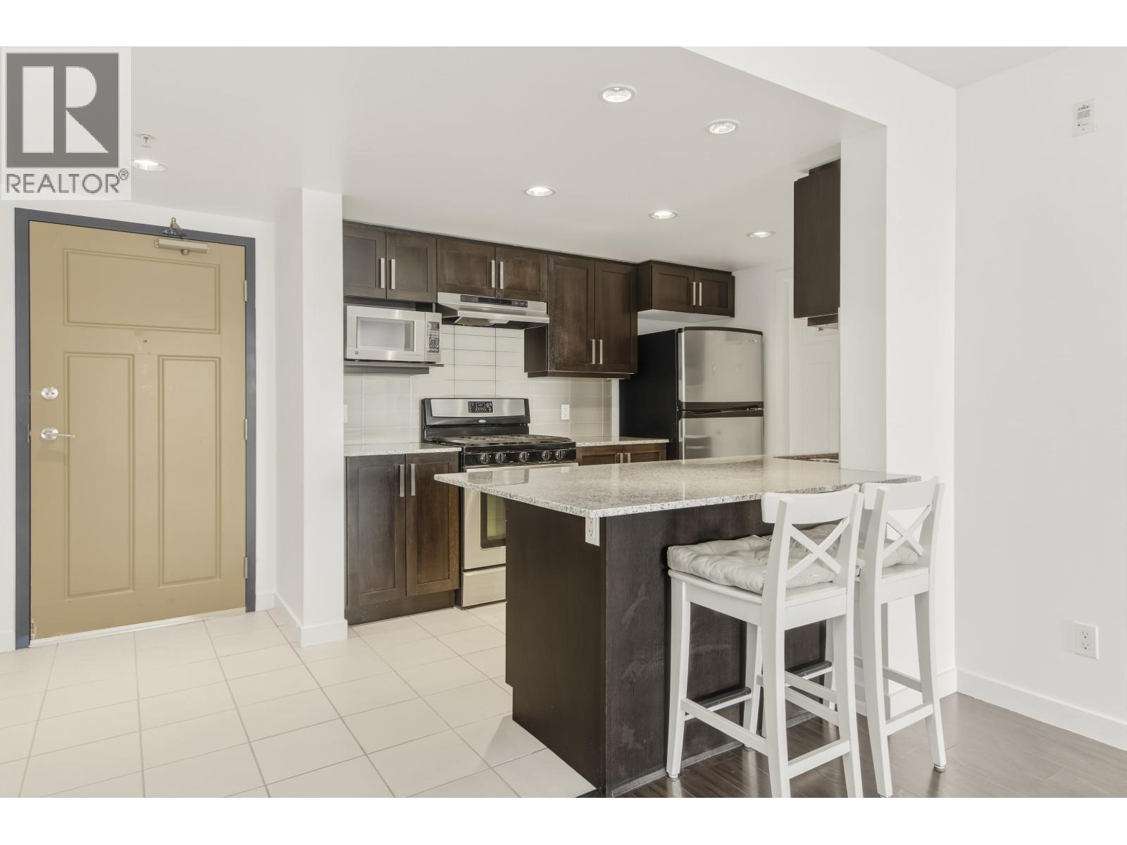 203 1212 Main Street, Squamish, British Columbia  V8B 0A6 - Photo 7 - R3115991