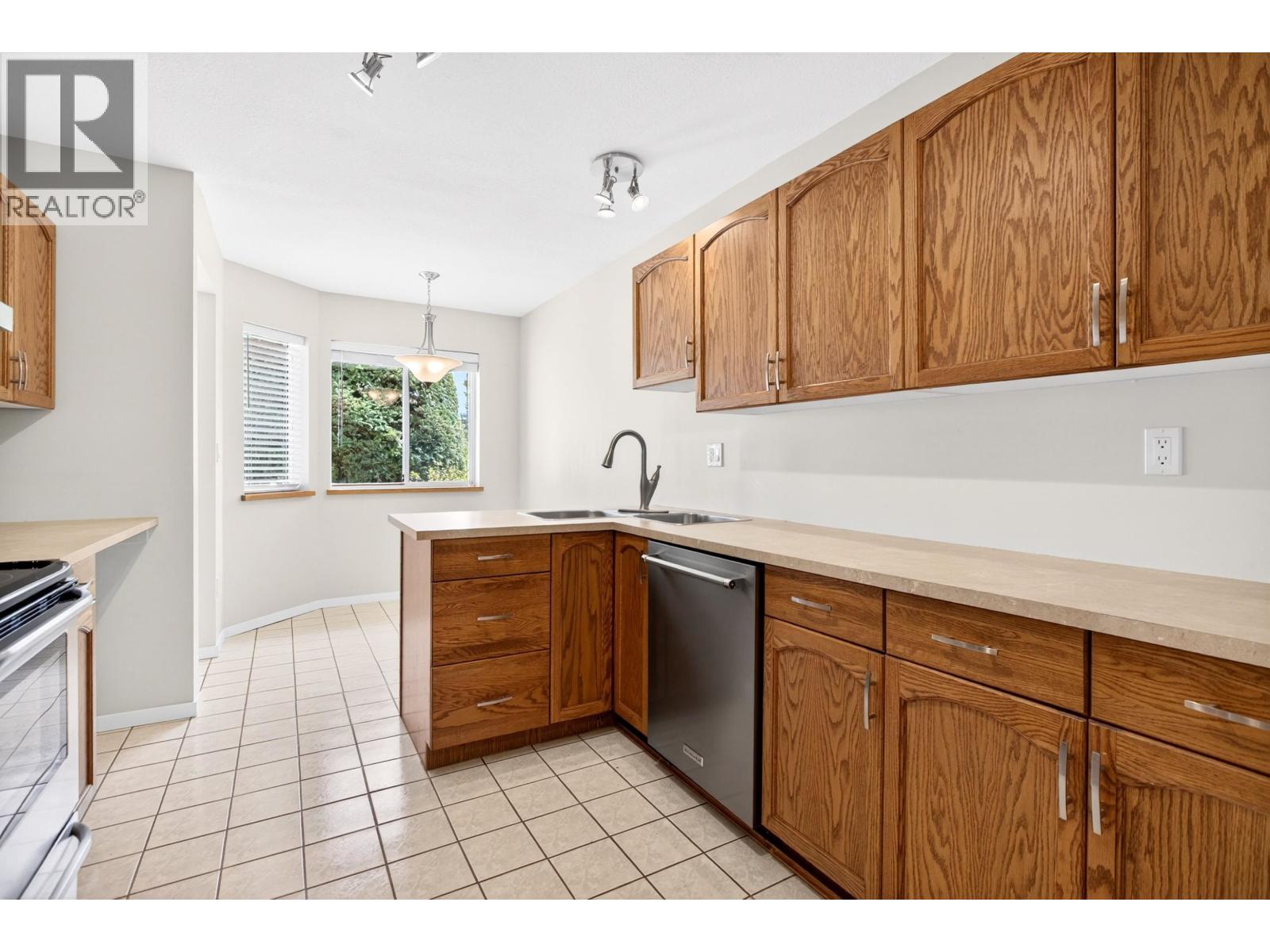 206 20675 118 Avenue, Maple Ridge, British Columbia  V2X 0K4 - Photo 10 - R3115998