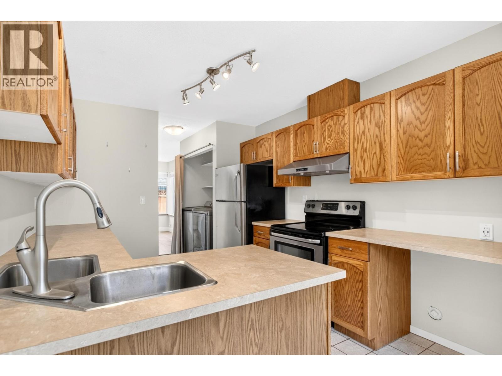 206 20675 118 Avenue, Maple Ridge, British Columbia  V2X 0K4 - Photo 9 - R3115998