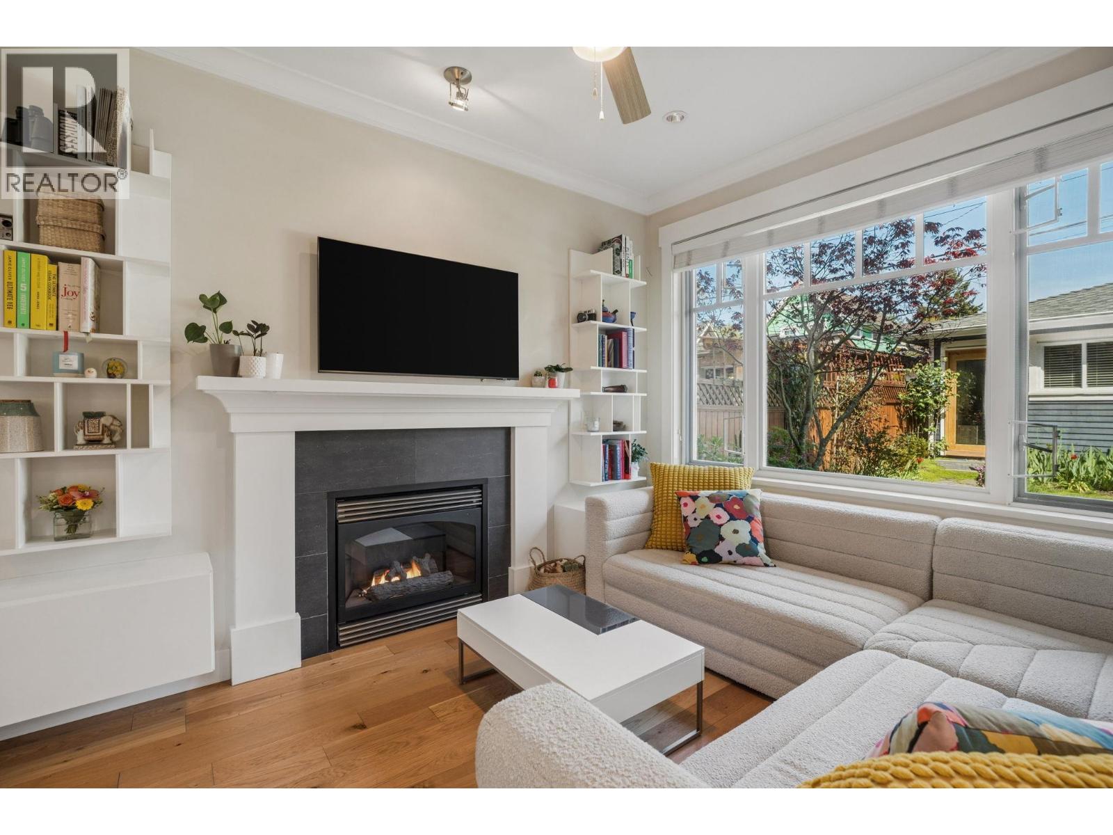 947 E 21st Avenue, Vancouver, British Columbia  V5V 1S4 - Photo 16 - R3116005