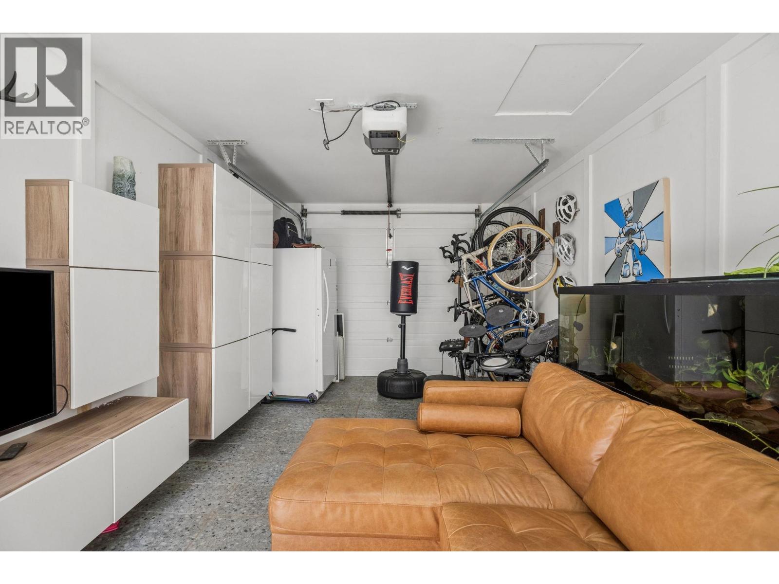 947 E 21st Avenue, Vancouver, British Columbia  V5V 1S4 - Photo 37 - R3116005