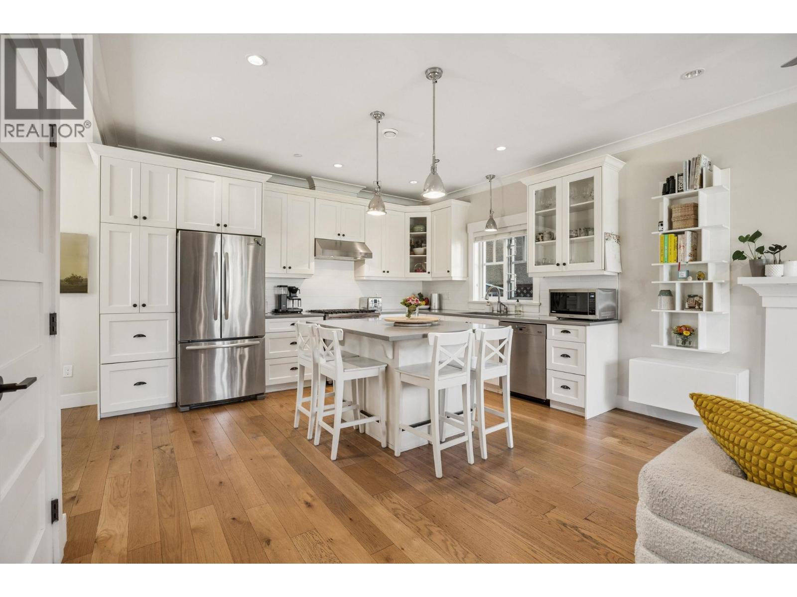 947 E 21st Avenue, Vancouver, British Columbia  V5V 1S4 - Photo 6 - R3116005