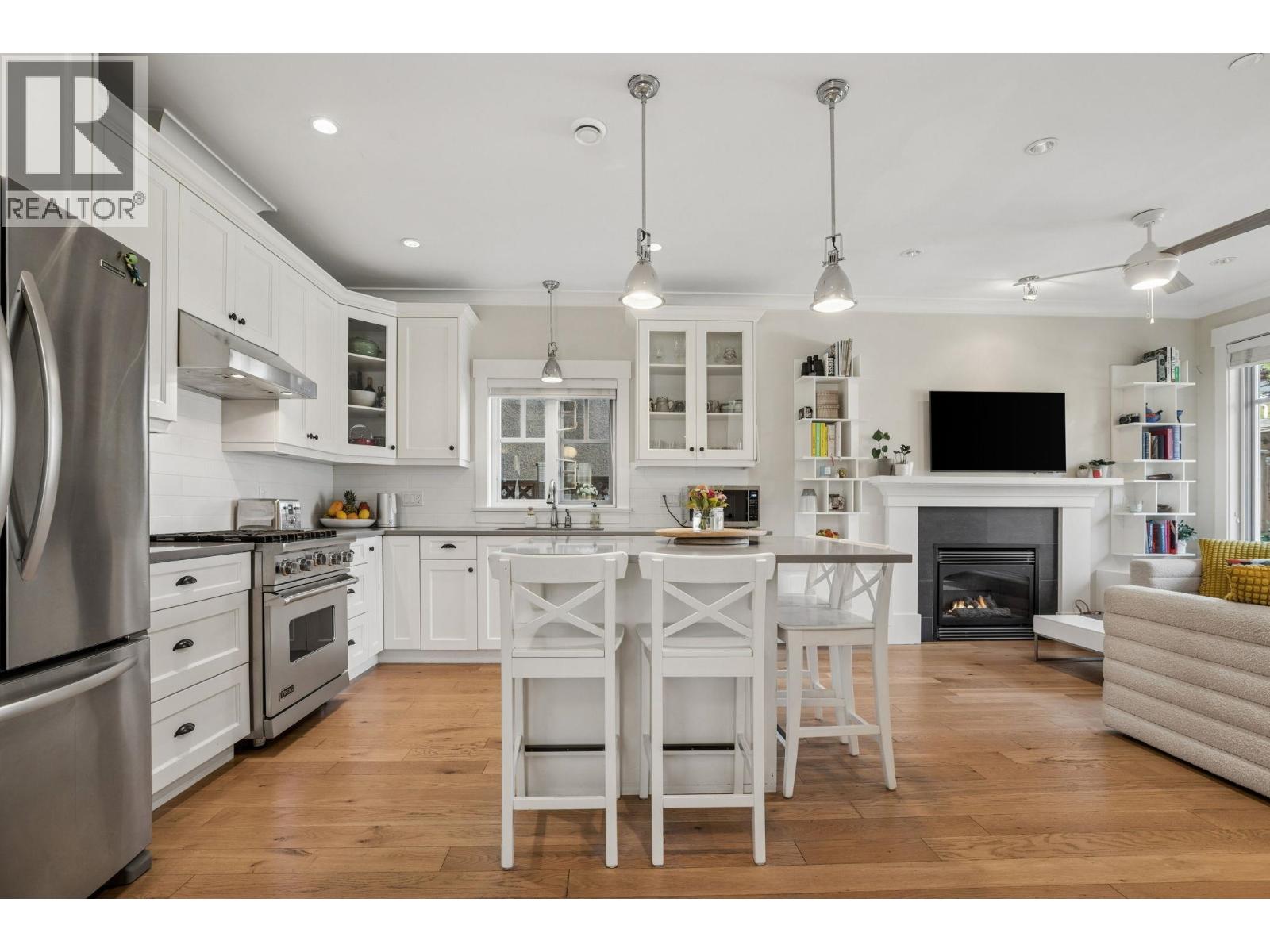 947 E 21st Avenue, Vancouver, British Columbia  V5V 1S4 - Photo 8 - R3116005