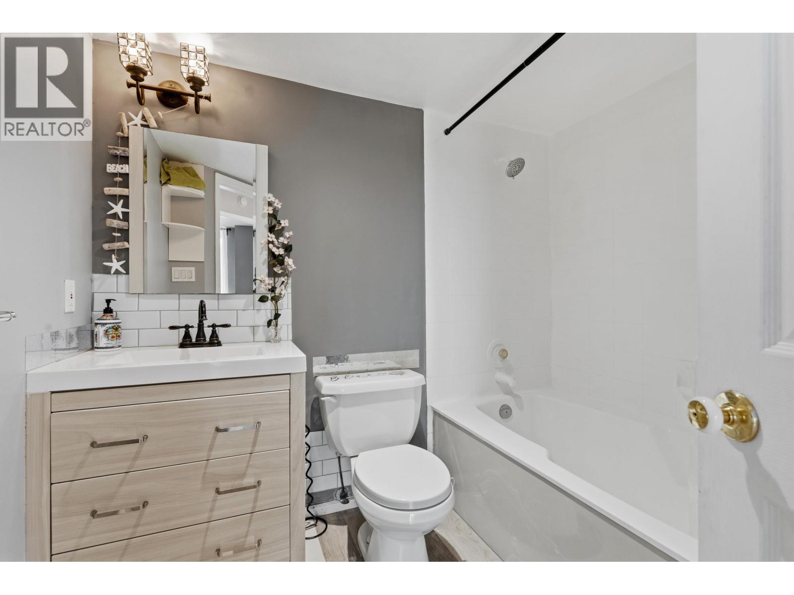 901 38 Leopold Place, New Westminster, British Columbia  V3L 2C6 - Photo 33 - R3116014