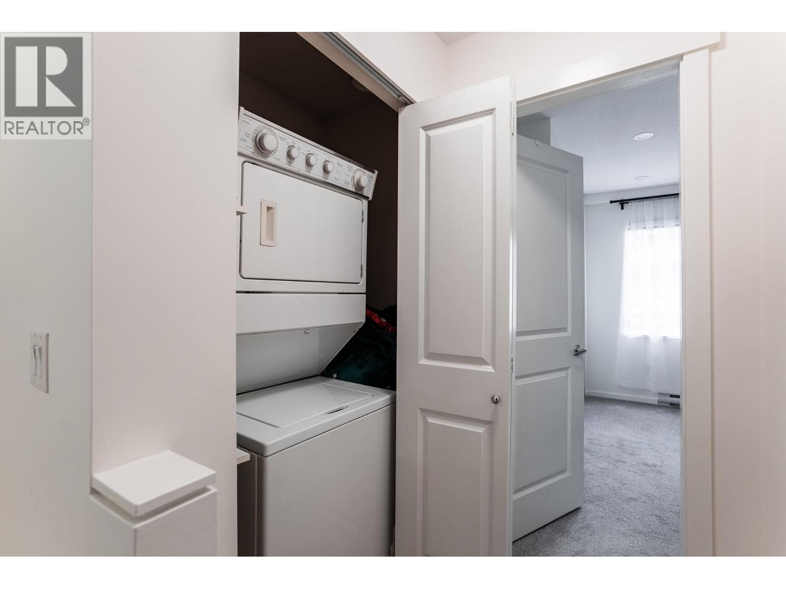 16 100 Klahanie Drive, Port Moody, British Columbia  V3H 5K3 - Photo 34 - R3116025