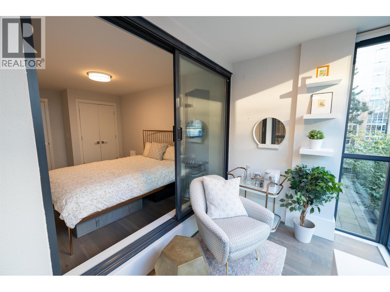 201 289 Drake Street, Vancouver, British Columbia  V6B 5Z5 - Photo 17 - R3116041