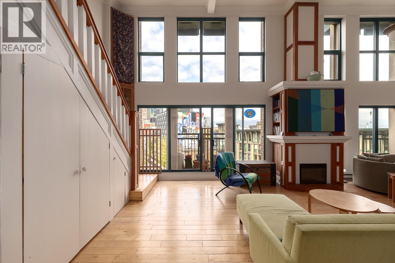 607 22 E Cordova Street, Vancouver, British Columbia  V6A 4G8 - Photo 2 - R3116053