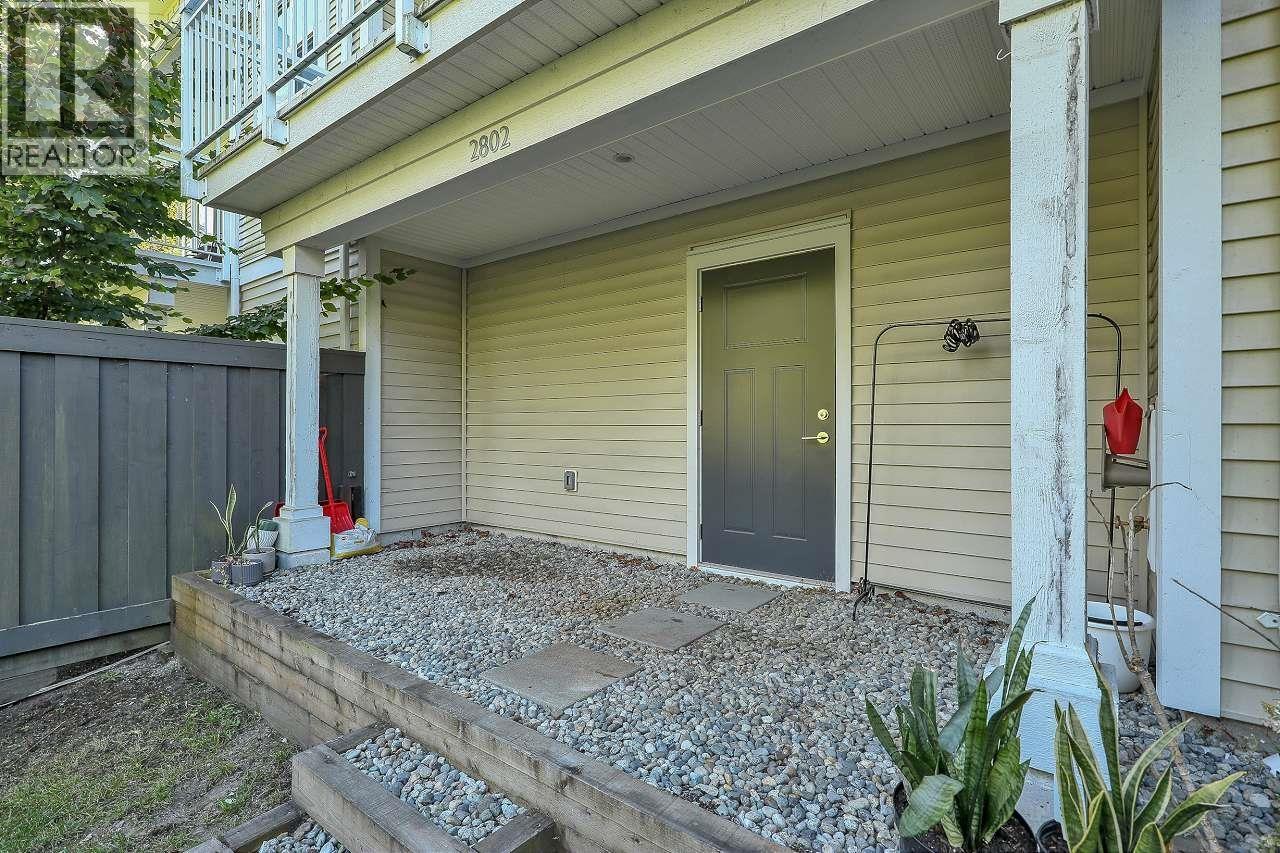 2802 23061 Lougheed Avenue, Maple Ridge, British Columbia  V2X 4L3 - Photo 31 - R3116057