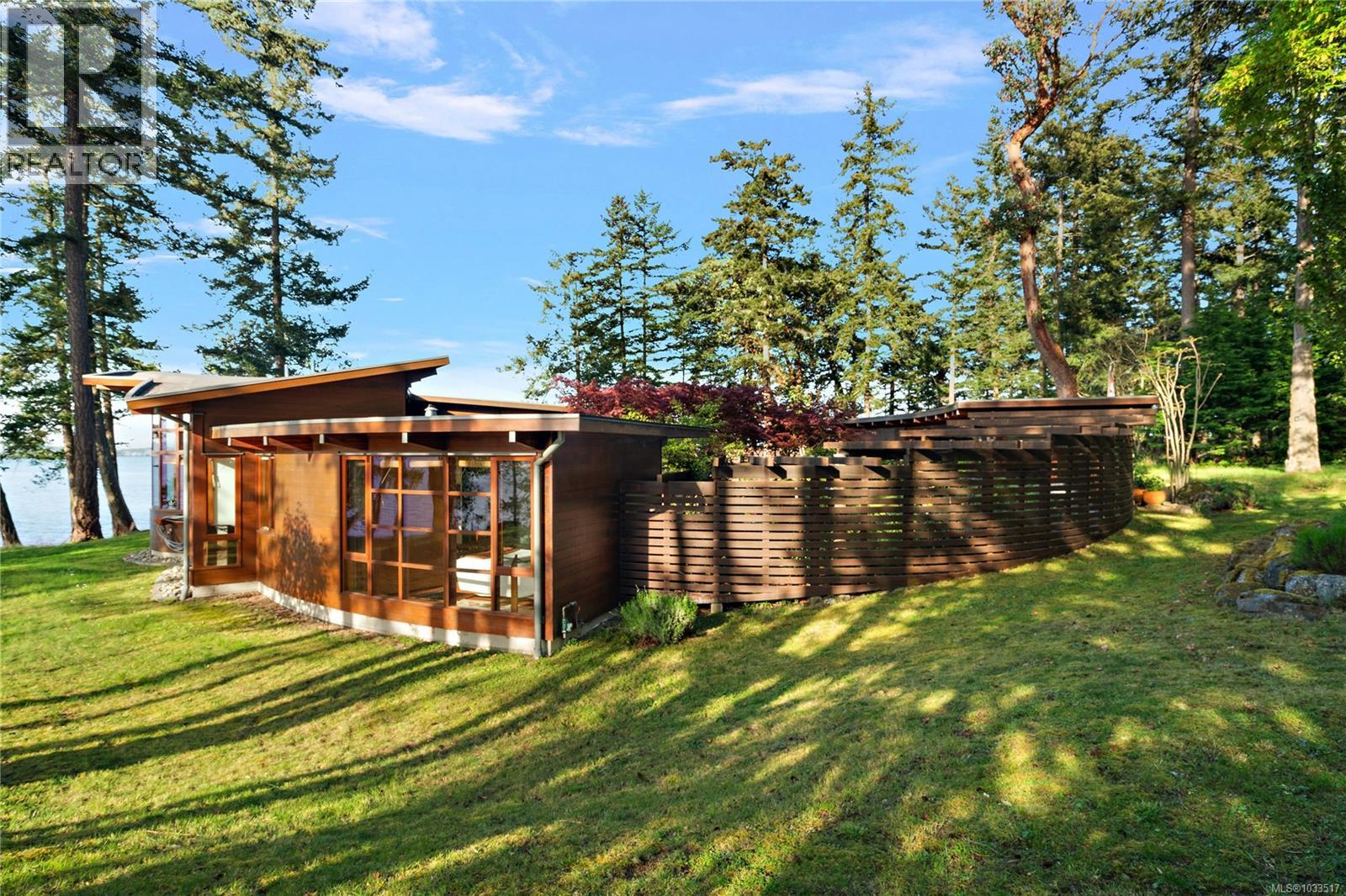 1228 & 1232 Greenleaf Lane, Sidney Island, British Columbia  V8L 5Y9 - Photo 10 - 1033517