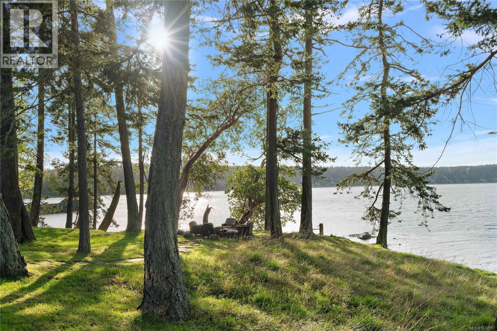 1228 & 1232 Greenleaf Lane, Sidney Island, British Columbia  V8L 5Y9 - Photo 54 - 1033517