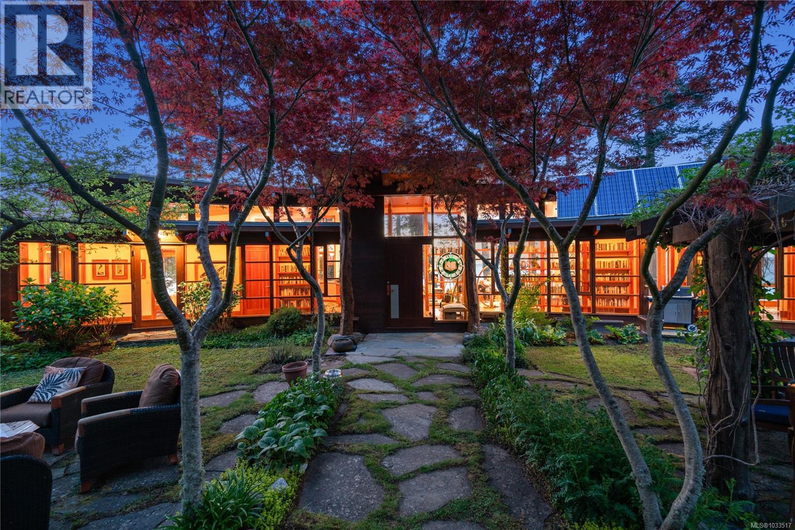 1228 & 1232 Greenleaf Lane, Sidney Island, British Columbia  V8L 5Y9 - Photo 6 - 1033517