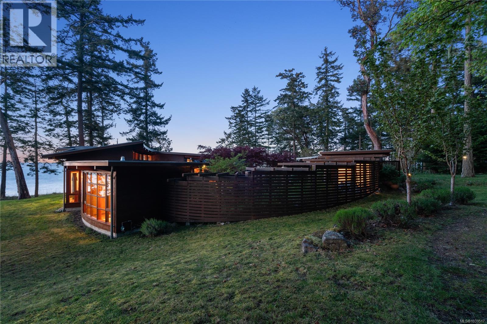 1228 & 1232 Greenleaf Lane, Sidney Island, British Columbia  V8L 5Y9 - Photo 61 - 1033517